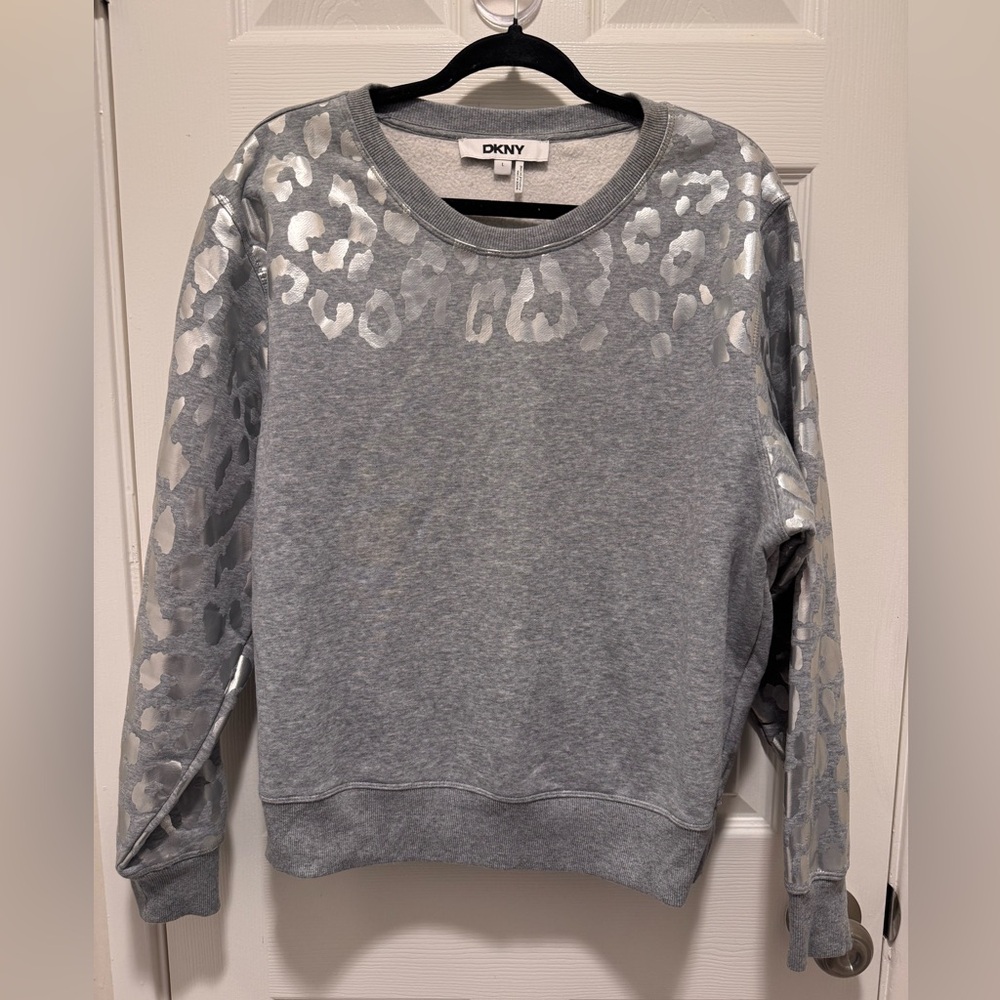 DKNY Metallic Leopard Print Sweatshirt – Heather Gray